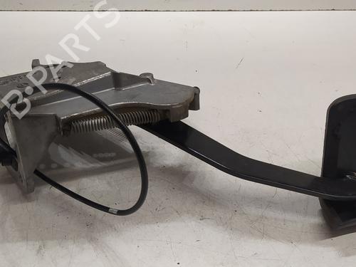 Used Break pedal MERCEDES-BENZ C-CLASS (W202) [1993-2000]  18064381