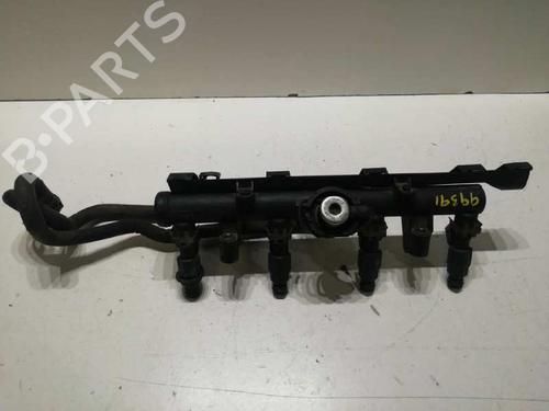 Injectorrail SEAT CORDOBA (6K2) 1.4 (60 hp) 7059557