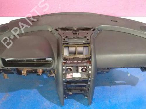 Tableau de bord PEUGEOT 407 (6D_) 2.0 (6DRFNB, 6DRFNE) (136 hp) 9644559880 | 9644559880 | P1-J1 |