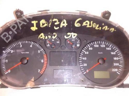 Used Instrument cluster SEAT CORDOBA (6K2) [1999-2002]  7059708