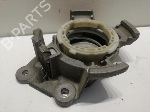 Used Engine mount RENAULT MEGANE II (BM0/1_, CM0/1_) 1.5 dCi (BM1F, CM1F) (86 hp) 19533048
