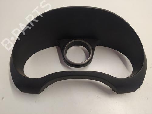 Used Instrument cluster TOYOTA RAV 4 II (_A2_) [2000-2005]  10566818