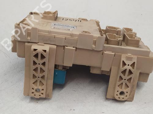 Fuse box TOYOTA AVENSIS Estate (_T25_) 2.0 D-4D (CDT250_, CDT250R) | BP18087764E1 