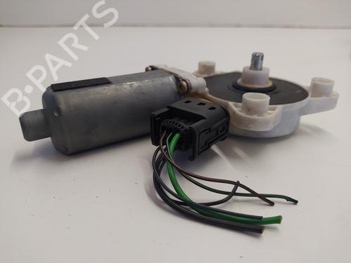 Right front window motor MERCEDES-BENZ CLK Convertible (A209) CLK 240 (209.461) | BP9524378E20 
