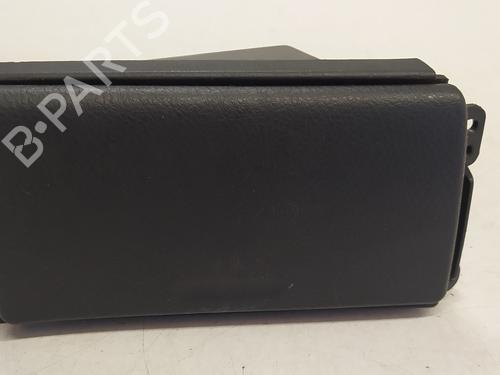 Used Glove box TOYOTA AVENSIS Estate (_T25_) 2.0 D-4D (CDT250_, CDT250R) (116 hp) 18087774