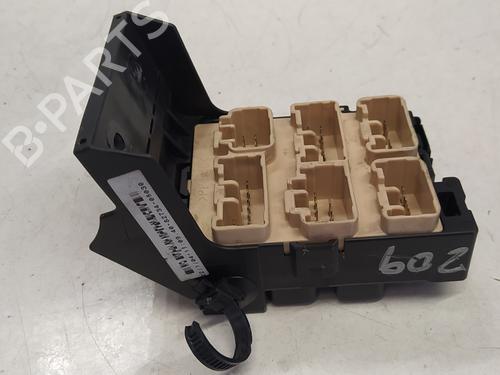 Fuse box TOYOTA AVENSIS Estate (_T25_) 2.0 D-4D (CDT250_, CDT250R) | BP18087763E1 