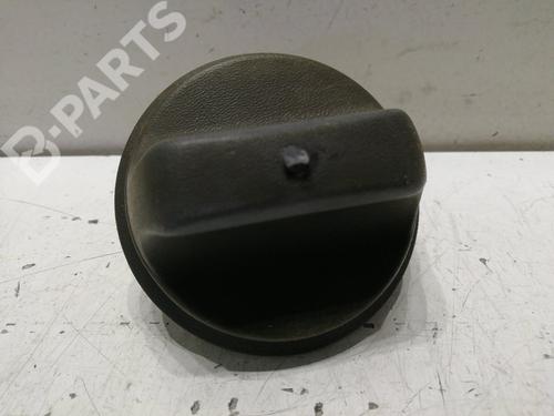 fuel-flap-nissan-primastar-van-x83-7700812369-p4-c69-2002-10273002 main image