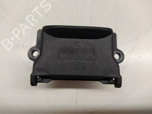 Used Glove box MERCEDES-BENZ C-CLASS (W203) C 220 CDI (203.006, 203.008) (143 hp) 9705198
