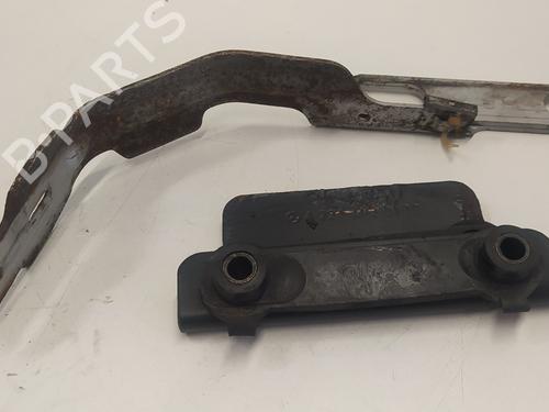 Used Engine mount MERCEDES-BENZ S-CLASS (W221, V221) S 320 CDI (221.022, 221.122) (235 hp) 17088965