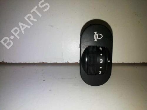 Headlight switch FORD FIESTA Hatchback Van (JV_) D 1.8 (60 hp) 7057798