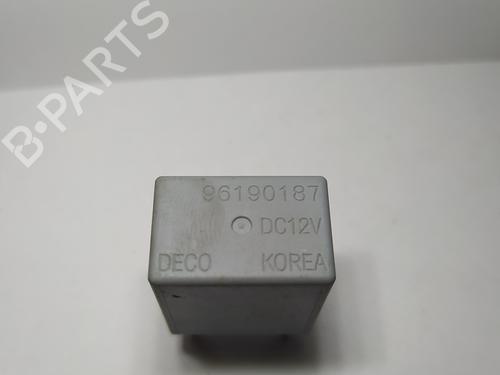 Used Electronic module CHEVROLET NUBIRA Estate 2.0 D (121 hp) 14210387