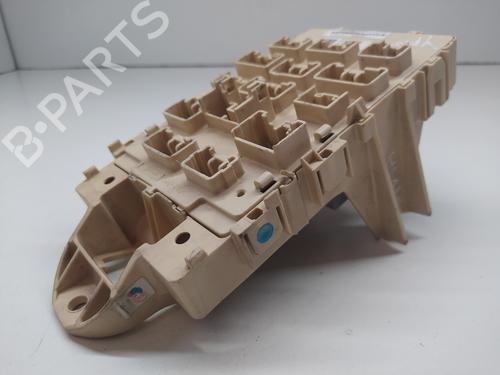 Fuse box TOYOTA YARIS (_P1_) 1.0 (SCP10_, SCP10R) | BP9821321E1 