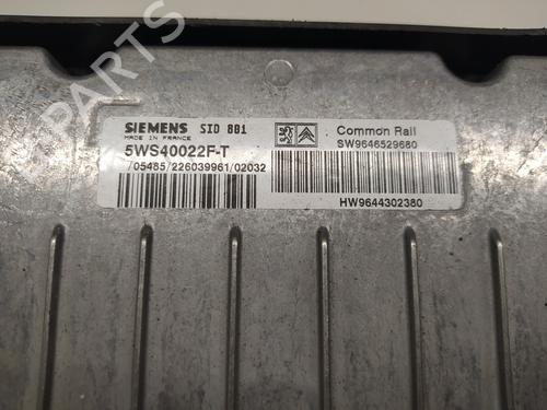 Engine control unit (ECU) CITROËN C5 I (DC_) 2.0 HDi (DCRHYB) | BP9843942M57 