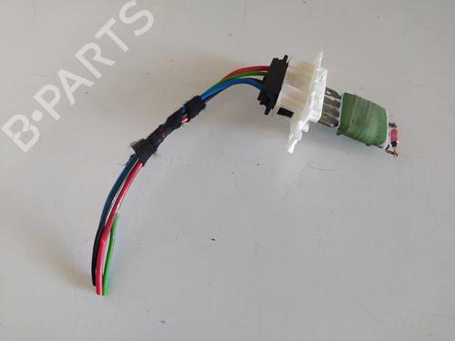 Used Heater resistor SEAT IBIZA IV SC (6J1, 6P5) 1.0 TSI (95 hp) 13122693