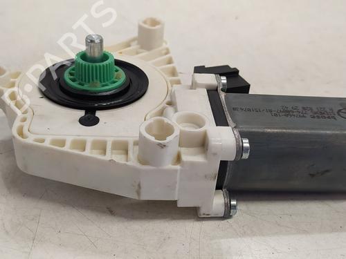 Left rear window motor MERCEDES-BENZ S-CLASS (W221, V221) S 320 CDI (221.022, 221.122) | BP18314367E23 