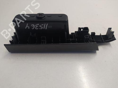 Right rear window switch KIA SORENTO I (JC) 2.5 CRDi | BP10978886I28 