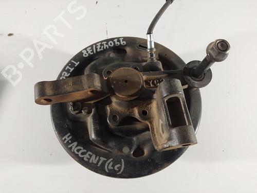 Used Left rear steering knuckle HYUNDAI ACCENT II (LC) 1.3 (75 hp) 8640435
