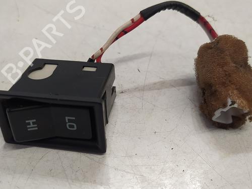 Used Switch TOYOTA LAND CRUISER 90 (_J9_) 3.0 TD (KZJ90_, KZJ95_, KZJ90R, KZJ95R, KZJ90W, KZJ95W) (125 hp) 18537560