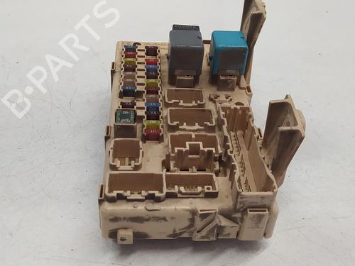 Fuse box TOYOTA AVENSIS Estate (_T25_) 2.0 D-4D (CDT250_, CDT250R) | BP18087764E1 
