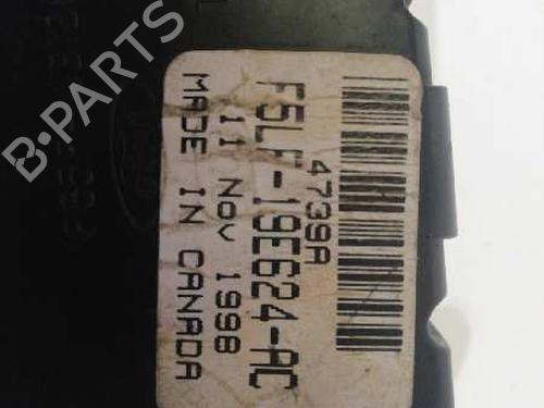 Fuse box FORD MONDEO II (BAP) 2.5 24V (170 hp) 7056947