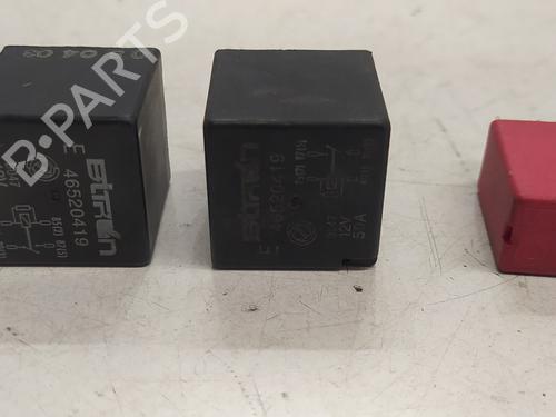 Used Electronic module FIAT STILO (192_) 1.9 JTD (192_XE1A) (115 hp) 17527328