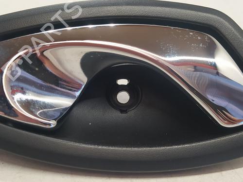 Front right interior door handle RENAULT MEGANE III Hatchback (BZ0/1_, B3_) 1.6 16V (BZ1B, BZ1H) (110 hp) 17794926