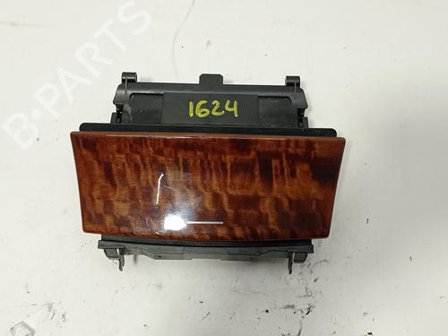 Used Ashtray MERCEDES-BENZ C-CLASS (W203) C 220 CDI (203.006) (136 hp) 18467500