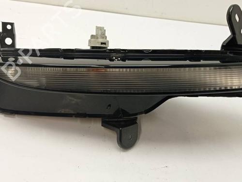 Used Left front indicator Left front indicator RENAULT MEGANE IV Grandtour (K9A/M/N_) [2016-2026] 40182785 40182785