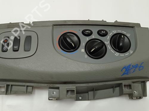 Used Climate control Climate control OPEL VIVARO A Van (X83) [2001-2015] 33328095 33328095