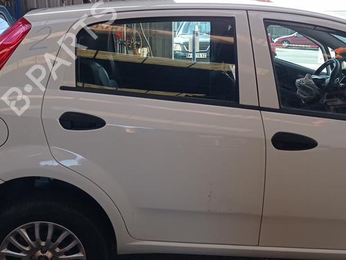 Used Right rear door FIAT GRANDE PUNTO (199_) 1.2 (65 hp) 9133543