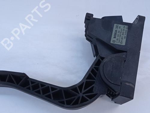 Used Pedal MERCEDES-BENZ SPRINTER 3-t Van (B903) [1995-2012]  21055345
