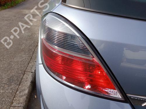 Used Left taillight Left taillight OPEL ASTRA H (A04) [2004-2014] 35978829 35978829