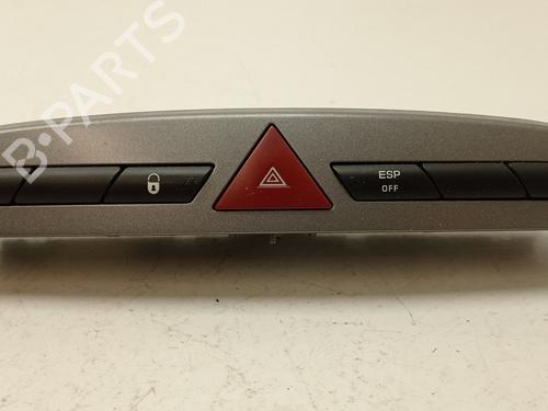 Used Warning switch PEUGEOT 308 I (4A_, 4C_) [2007-2016]  7563561