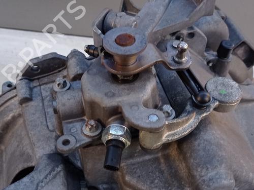 Gearbox MERCEDES-BENZ B-CLASS Sports Tourer (W245) B 200 CDI (245.208) | BP8413288M3 