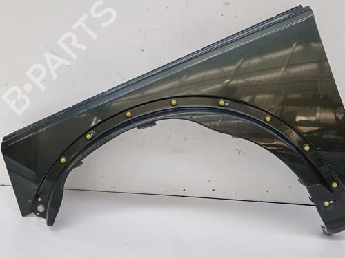 Used Left front fenders LAND ROVER DISCOVERY III (L319) [2004-2009]  27367689