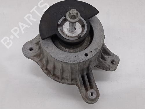 Engine mount MERCEDES-BENZ C-CLASS (W205) C 220 BlueTEC / d (205.002, 205.004) | BP31753379M89