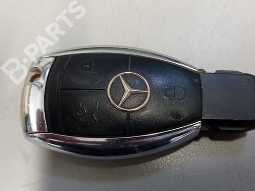 Used Ignition barrel Ignition barrel MERCEDES-BENZ C-CLASS (W203) C 220 CDI (203.006, 203.008) (143 hp) 9307961 9307961