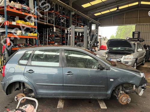Used Parts VW POLO IV (9N_, 9A_) 1.9 TDI 5002684