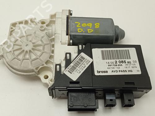 Used Right front window motor CITROËN C8 (EA_, EB_) 2.2 HDi (128 hp) 30878211