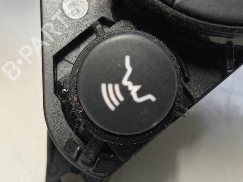 Steering wheel controls MERCEDES-BENZ C-CLASS (W204) C 320 CDI (204.022) | BP10058701E15 