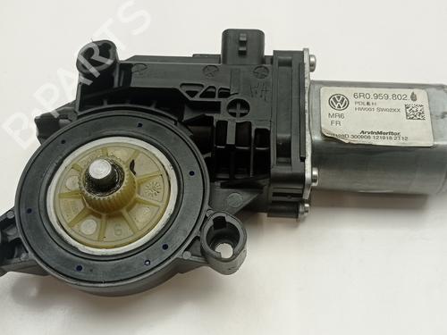 Used Left front window motor SEAT IBIZA IV (6J5, 6P1) 1.6 TDI (105 hp) 29489744