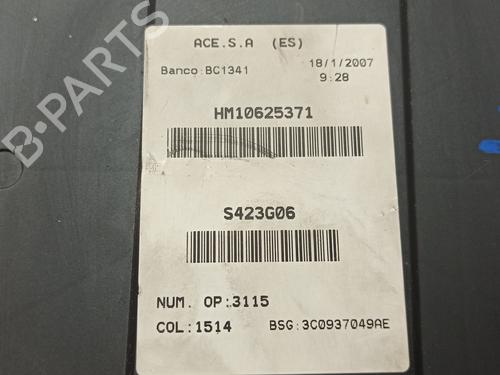 Fuse box SEAT LEON (1P1) | BP27484498E1