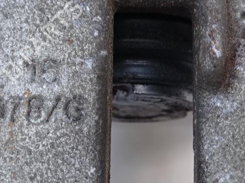 Zacisk hamulca tylnego lewego VW PASSAT B6 (3C2)  | BP29943412M107