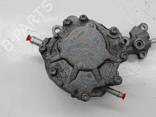 Used Vacuum pump SEAT LEON (1P1) [2005-2013]  27515710