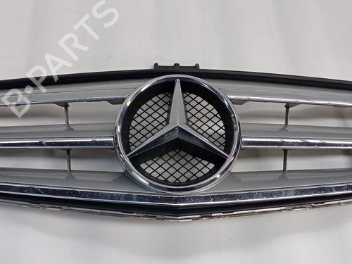 Grill MERCEDES-BENZ C-CLASS (W204) C 200 CDI (204.001) (136 hp) 31316743