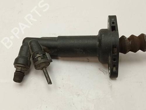 Used Clutch slave cylinder Clutch slave cylinder VW GOLF IV (1J1) 1.9 TDI (90 hp) 39882981 39882981