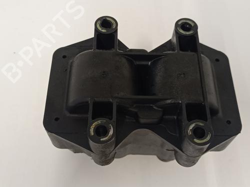 Used Ignition coil PEUGEOT 306 (7B, N3, N5) 1.6 SR (89 hp) 21692444
