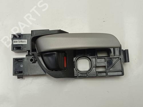 Used Front right interior door handle Front right interior door handle 37376249 37376249
