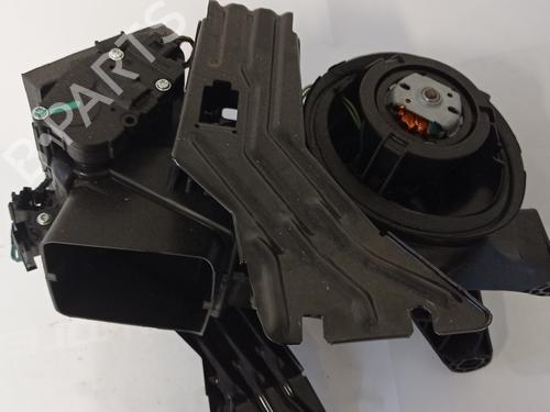 Heater blower motor MERCEDES-BENZ M-CLASS (W164) ML 320 CDI 4-matic (164.122) | BP14167564M62 