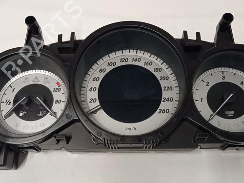 Used Instrument cluster MERCEDES-BENZ C-CLASS (W204) C 220 CDI (204.008) (170 hp) 16238473